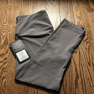 90 Degree Grey Mauve Capri Length (NWT)